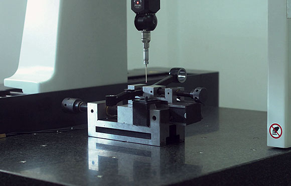 cmm coodinate measuring device